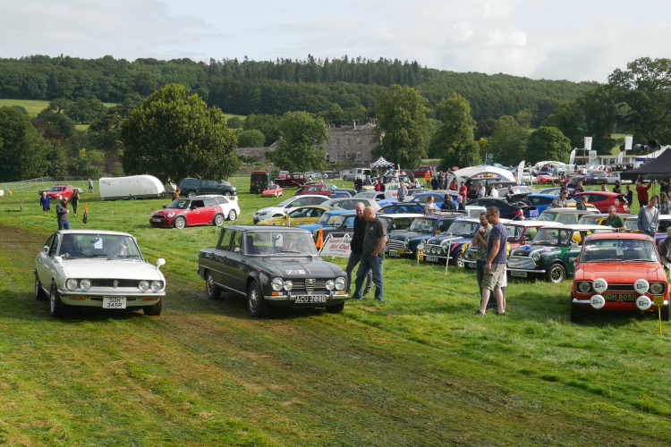 DalemainCarShow GreatNorthAirAmbulancecollectionAug2017