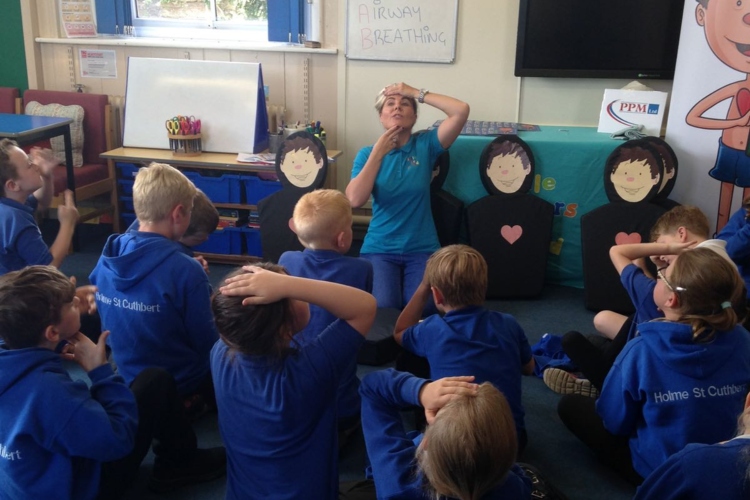 Practisingclearingairway2